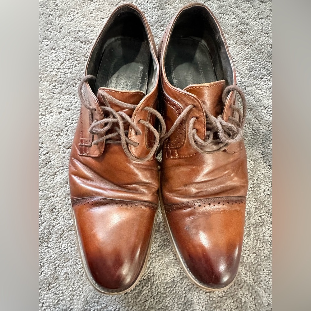 Men’s size 11, Stacy Adams dress shoes brown